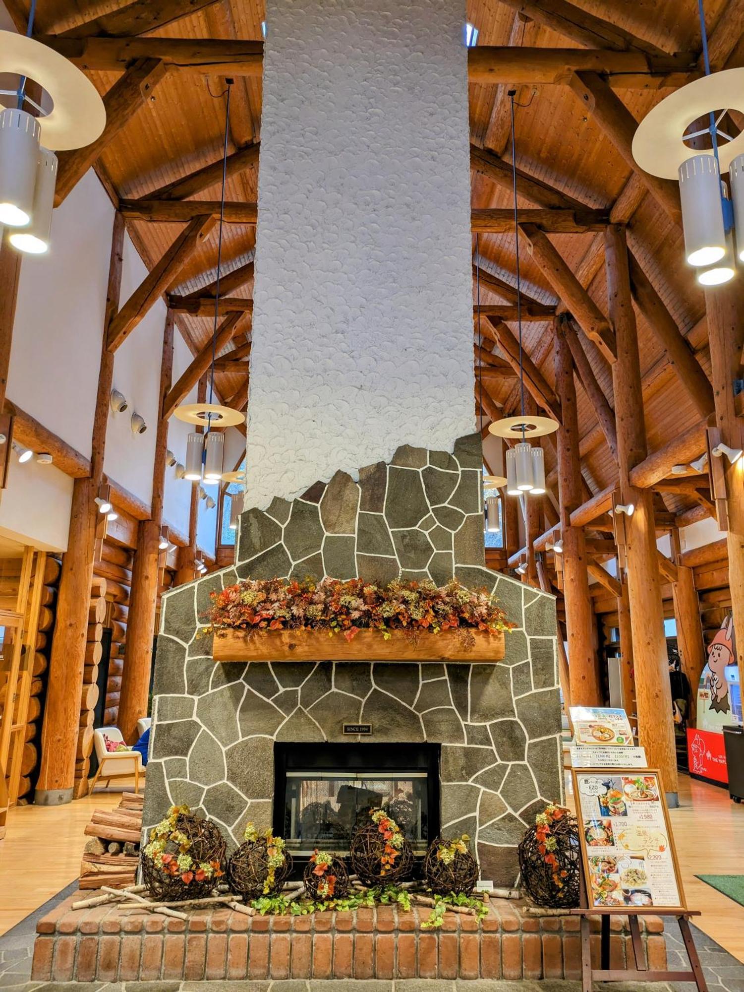 Log Hotel The Maple Lodge Iwamizawa Exterior foto